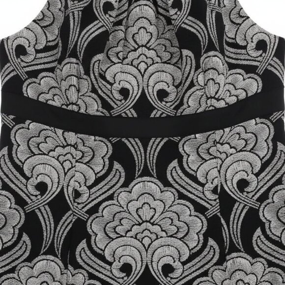 Dress - Picture 4 of 7